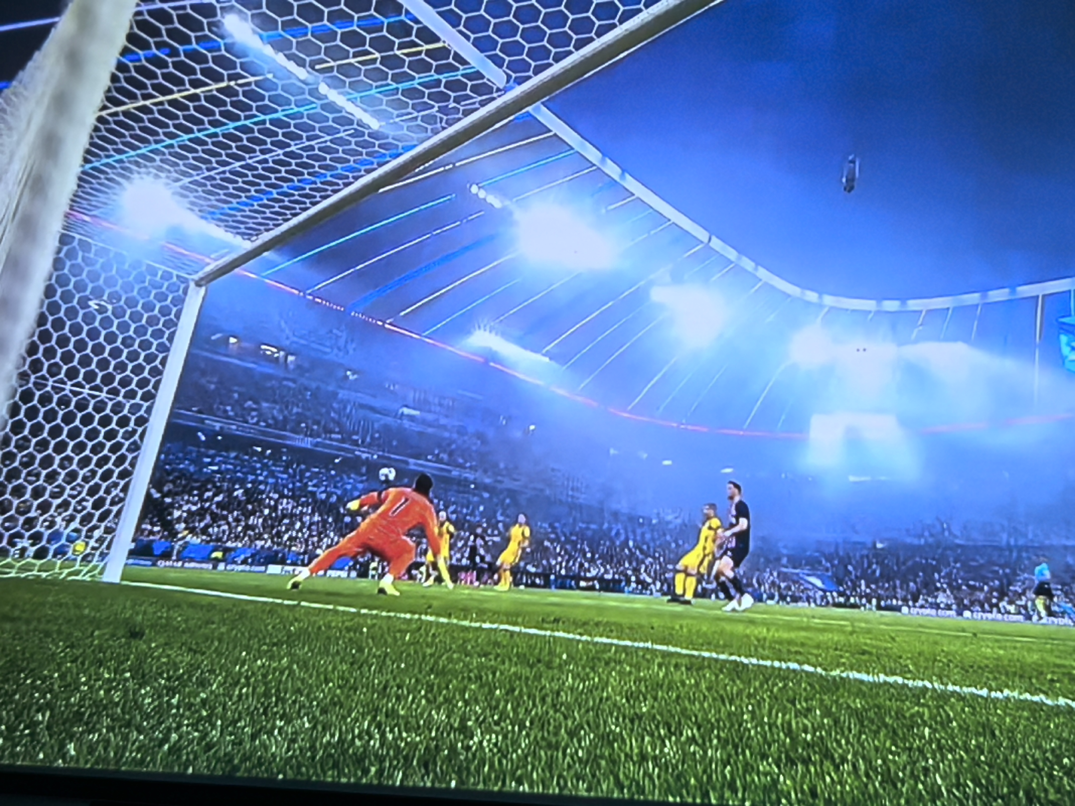 关于冲刺阶段德甲传出新动向；巴黎圣日耳曼手感冰凉；管理层表态——引发热议；高层口径保持一致的信息-九游体育官网